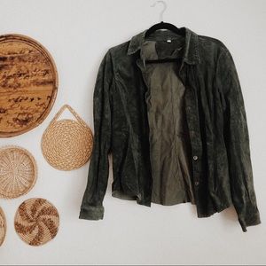 🚚 MOVING SALE! 🚚 Green suede shirt jacket